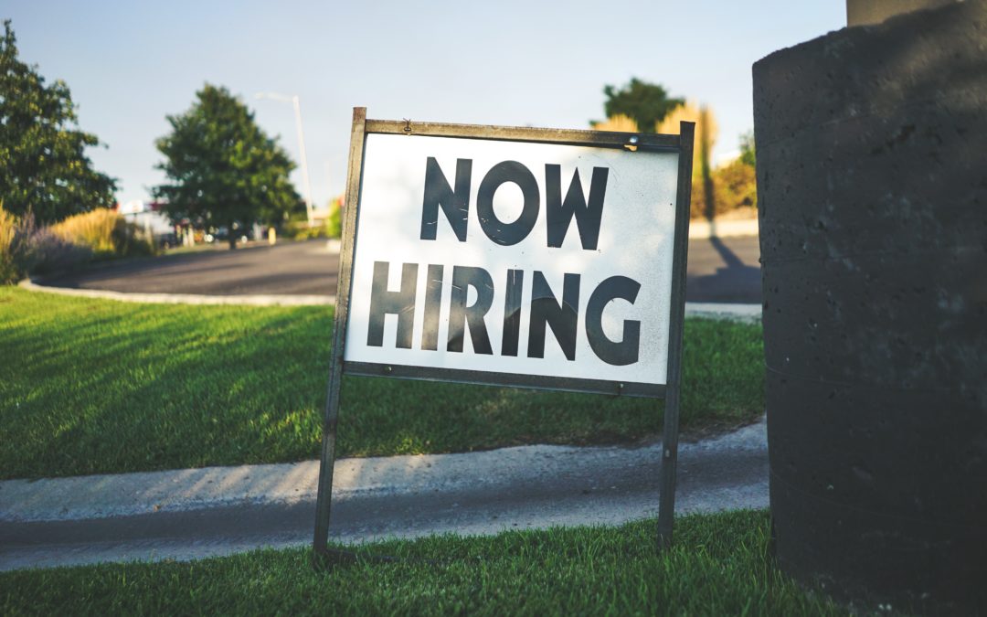 Five Essential Tips to Apply for a Job in the Digital Age